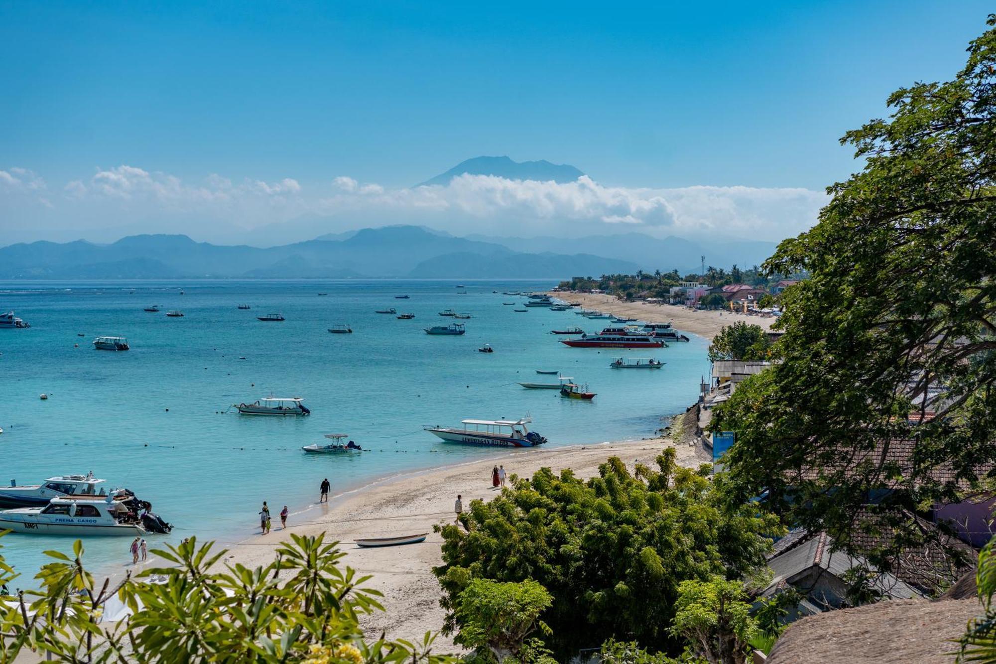 Lembongan Island Beach Villas Exterior photo